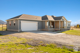 Photo 6 for 1602 E Arrowhead Ln