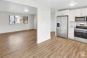 Photo 6 for 3869 W Detevis Cir