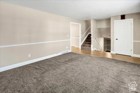 Photo 3 for 526 E Heather Rd
