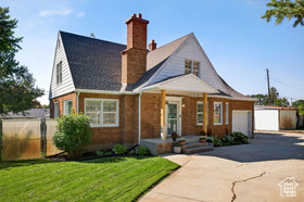 Photo 2 for 1035 S Mountain Rd
