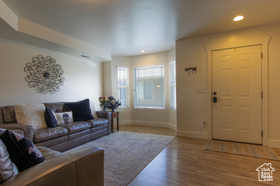 Photo 2 for 210 S Tamarak Cir
