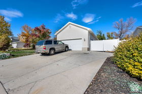 Photo 4 for 154 E Cove Rd