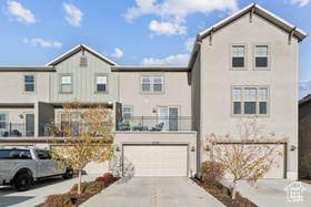 Photo 3 for 1046 W Cattail Ct #E3
