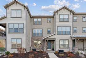 Photo 4 for 1046 W Cattail Ct #E3