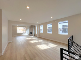 Photo 3 for 2452 N Stoney Path Way #40