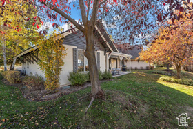 Photo 6 for 1097 N Matterhorn Ct
