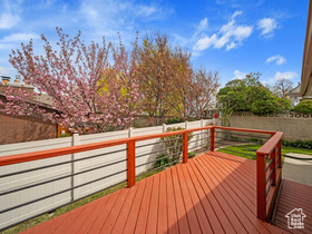 Photo 4 for 704 W Daisy Ln