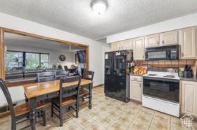 Photo 6 for 453 W Vine St