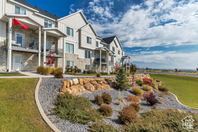 Photo 4 for 1017 W Vista Ridge Dr #120