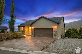 Photo 2 for 1245 E Sageberry