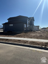 Photo 4 for 161 N 870 East #29