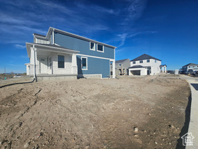 Photo 4 for 2825 W 2705 North #67