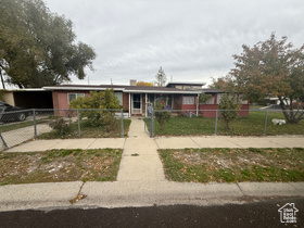 Photo 1 for 3431 S Hillsdale Dr