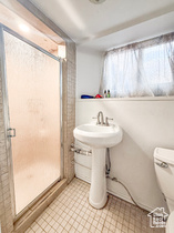 Photo 2 for 255 E 27th St