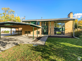 Home for
                    sale at 2036 E Highland View Cir, Salt Lake City, UT  84109. Listed at 700000 with 4  bedrooms, 2 bathrooms and 2,134 total square feet