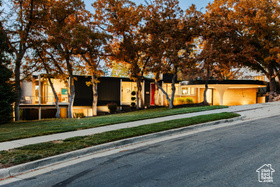 Photo 4 for 2777 E Comanche Dr