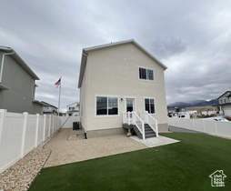 Photo 5 for 424 W Domain Ln