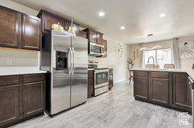 Photo 5 for 5209 W Courtly Ln