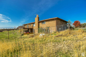 Photo 6 for 5423 W Pebble Ln