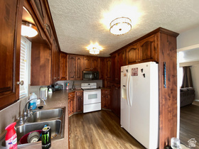 Photo 3 for 235 S 100 East