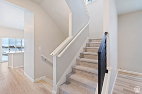 Photo 3 for 39 E Broadway Dr #1039