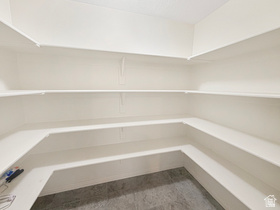 Photo 6 for 920 W Stonehaven Dr