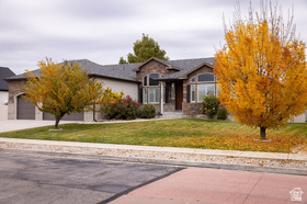 Photo 3 for 1184 W Michaelsen Way