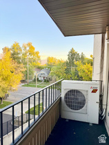 Photo 5 for 339 E 600 South #1308