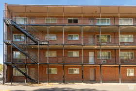 Photo 2 for 256 E Helm Ave