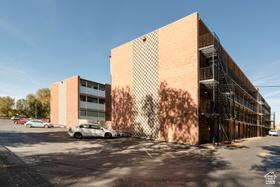 Home for
                    sale at 256 E Helm Ave, South Salt Lake, UT  84115. Listed at 187000 with 2  bedrooms, 1 bathrooms and 803 total square feet