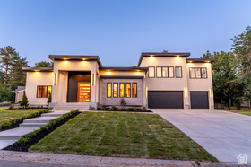 Photo 2 for 1958 E Longview Dr