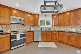 Photo 5 for 1199 E Lorraine Dr