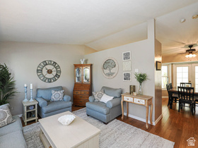 Photo 6 for 4427 W Volta Ave