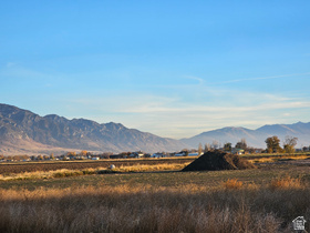 10303 N 5020 W MLS #2122749