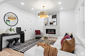 Photo 3 for 328 E Hampton Ave