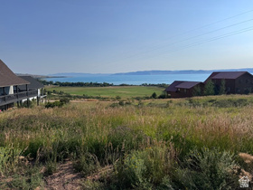 1470 N Trapper Loop MLS #2125528