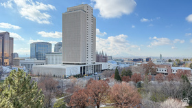 Photo 3 for 123 E 2nd Ave #1001