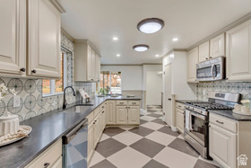 Photo 1 for 821 Nibley Cir