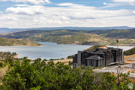 9602 N Blue Ledge Dr MLS #2126335