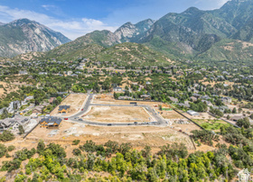 2943 E Elberta Ln MLS #2130579