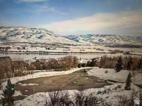 1109 N Lakeside Ct MLS #2131782