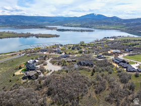 1109 N Lakeside Ct MLS #2131782