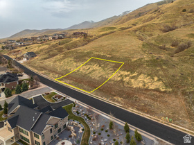 2738 N Canyon Dr MLS #2134721