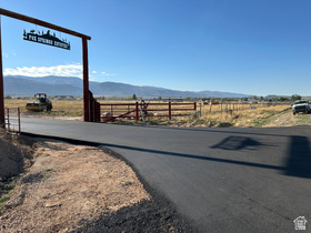 8100 E 15730 St MLS #2135853