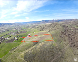 790 W Elk Run Dr MLS #2137919