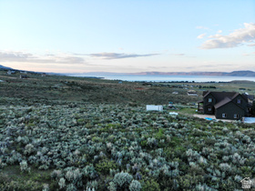 3530 S Sweetwater Pkwy MLS #2138154