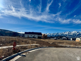 3049 W Summit Cir MLS #2138496