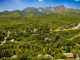 6562  Highland Dr MLS #2138975