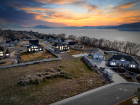 343 W Bay Dr MLS #2139192