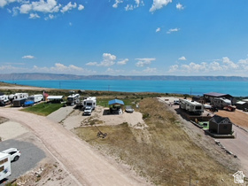 748  Bear Lake Ln MLS #2140137